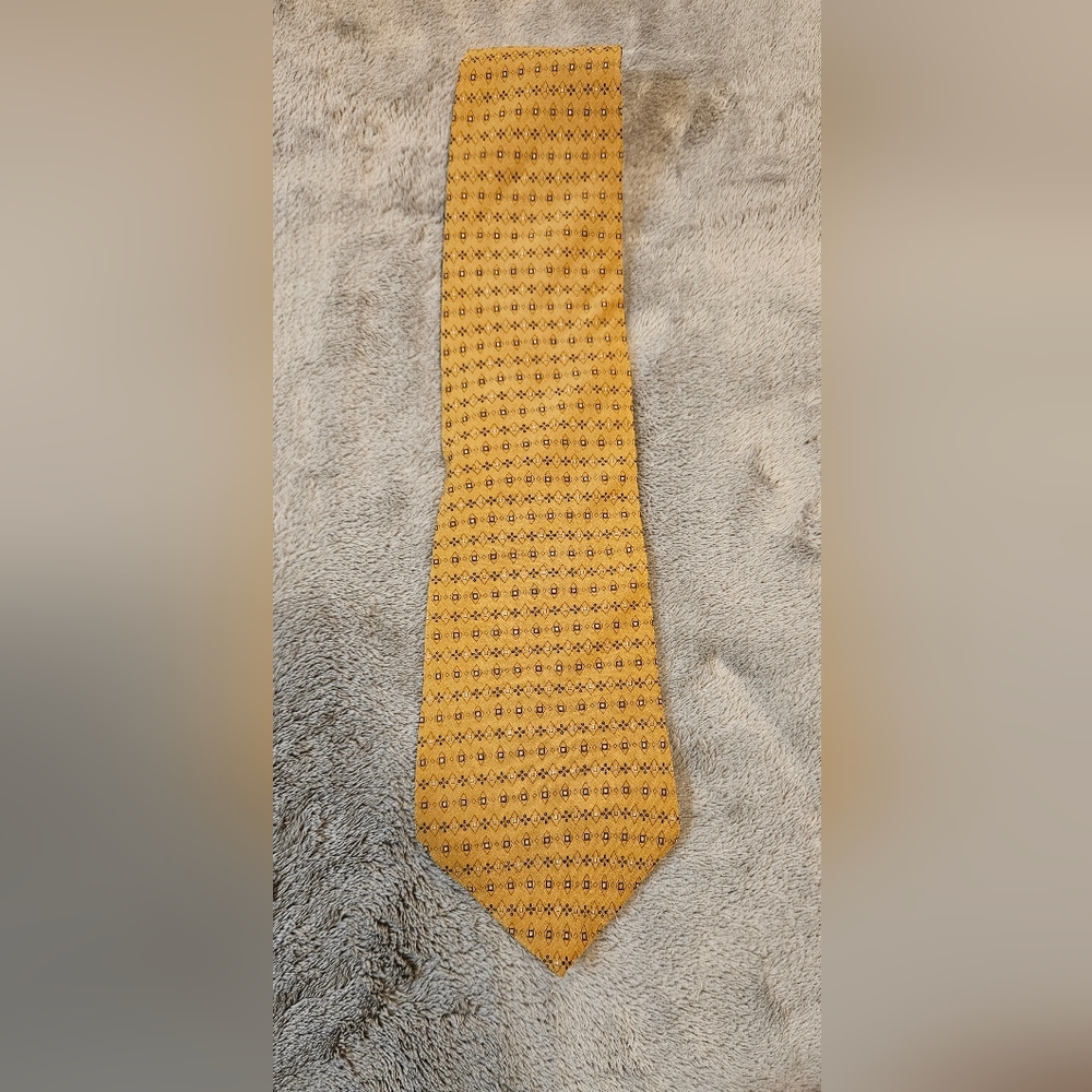 BILL BLASS Black Label Adult Tan Necktie